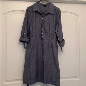 EUC WB Chambray Dress w/Belt, Large